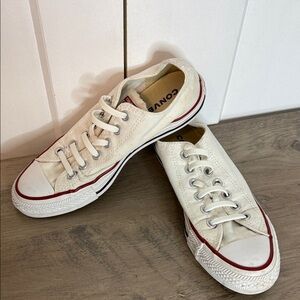 Converse Off-White Canvas Sneakers with Red Trim - M 5.5 /W 7.5 - Silicone laces